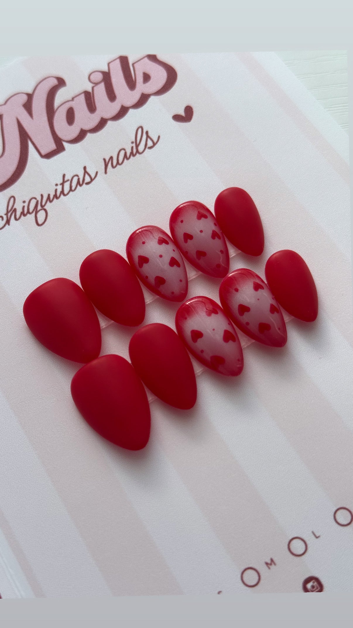 Red Faded Heart-Press-On Nails Set